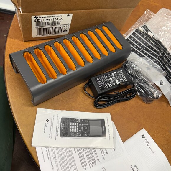 Texas Instruments Ti-Nspire CX Docking Station For Ti-Nspire CX Calculator - Picture 1 of 6
